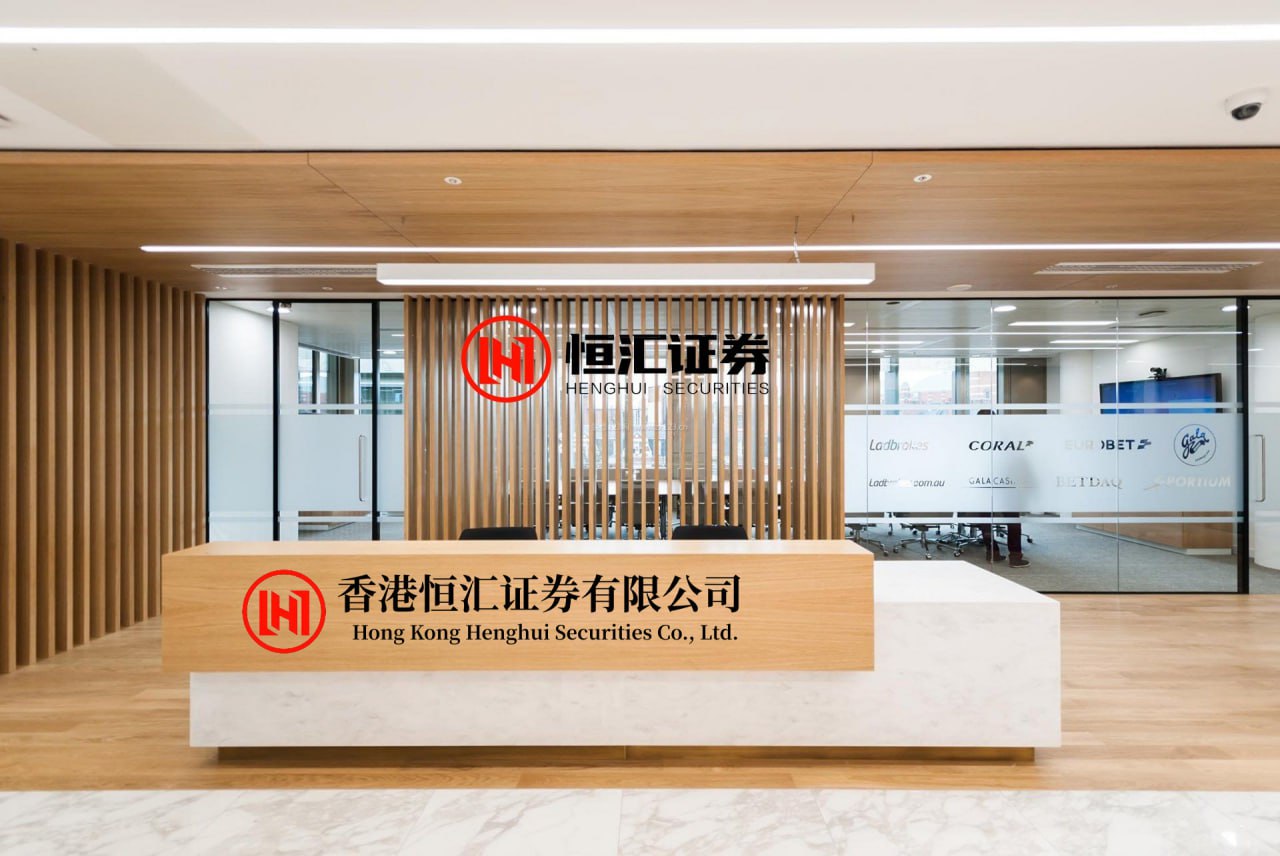 航心配资平台 金价狂飙！女子与未婚夫因买结婚五金，爆发激烈争吵，女子：金价破600元/克时就催他买，他坚信会跌，现在彻底谈不拢了......